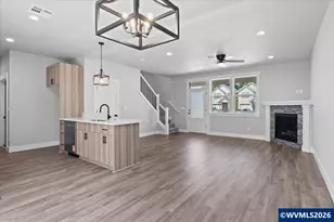 1215 S 11th St, Independence, OR 97351 - Photo 9