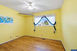 1430 Powell St SE, Albany, OR 97322 - Photo 19