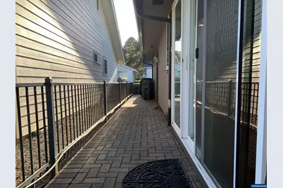 1822 Woodstock Cir NW, Salem, OR 97304 - Photo 15