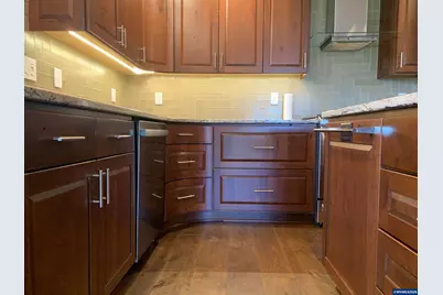 1822 Woodstock Cir NW, Salem, OR 97304 - Photo 9