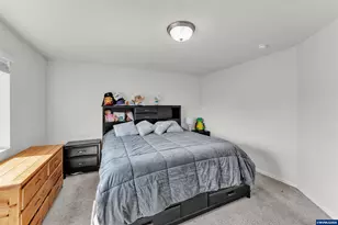 4940 Skylab Ave NE, Salem, OR 97305 - Photo 13