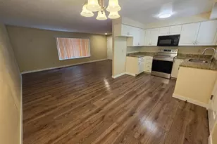 12835 SE Foster Rd, Portland, OR 97236 - Photo 3