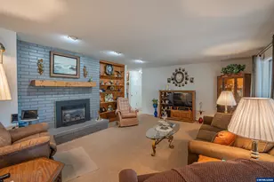 1700 S Second St, Lebanon, OR 97355 - Photo 5
