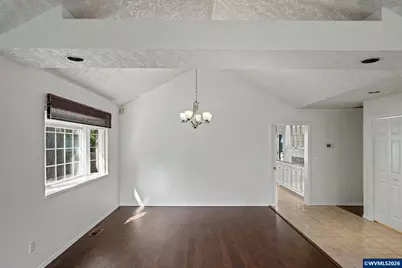 1635 Cinnamon Hill Dr SE, Salem, OR 97306 - Photo 11