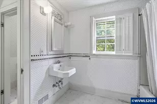 575 24th St NE, Salem, OR 97301 - Photo 33