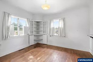 575 24th St NE, Salem, OR 97301 - Photo 11