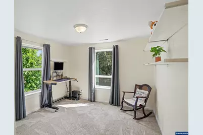 1685 Hillcrest Ct NW, Salem, OR 97304 - Photo 31