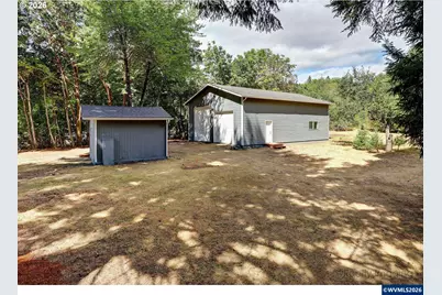 24591 Alpine Rd, Monroe, OR 97456 - Photo 11