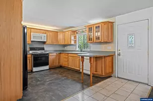 712 Cummings Ln N, Keizer, OR 97303 - Photo 5