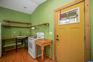1390 Elm St NW, Salem, OR 97304 - Photo 41