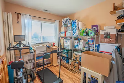887 Wassom St, Lebanon, OR 97355 - Photo 23