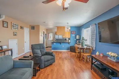 887 Wassom St, Lebanon, OR 97355 - Photo 13
