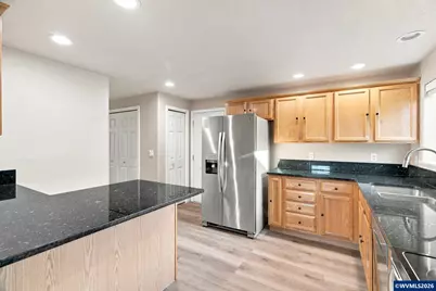 4928 Manning Dr NE, Salem, OR 97305 - Photo 9