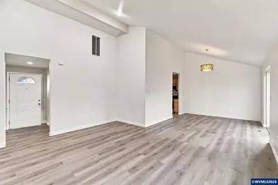 4928 Manning Dr NE, Salem, OR 97305 - Photo 13