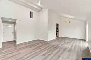 4928 Manning Dr NE, Salem, OR 97305 - Photo 13