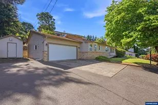 429 Stoneway Dr NW, Salem, OR 97304 - Photo 1