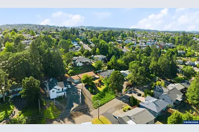429 Stoneway Dr NW, Salem, OR 97304 - Photo 43