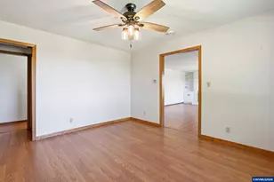 429 Stoneway Dr NW, Salem, OR 97304 - Photo 9