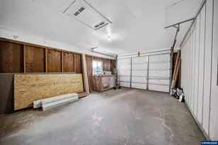 1305 15th Av SW, Albany, OR 97321 - Photo 25