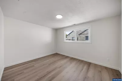 1305 15th Av SW, Albany, OR 97321 - Photo 15