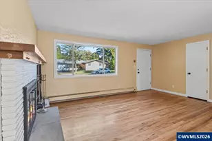 560 NW Hemlock Ave, Corvallis, OR 97330 - Photo 5