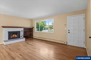 560 NW Hemlock Ave, Corvallis, OR 97330 - Photo 3