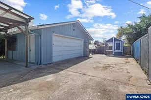 560 NW Hemlock Ave, Corvallis, OR 97330 - Photo 37
