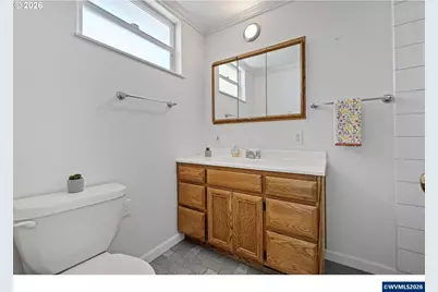321 N 8th St, Cottage Grove, OR 97424 - Photo 27