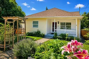 321 N 8th St, Cottage Grove, OR 97424 - Photo 39