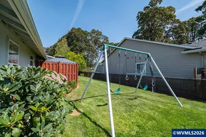 1000 SW Aspen Ln, Dallas, OR 97338 - Photo 37