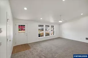 1000 SW Aspen Ln, Dallas, OR 97338 - Photo 9