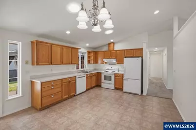1000 SW Aspen Ln, Dallas, OR 97338 - Photo 11