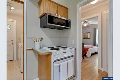 1655 Pearl St NE, Salem, OR 97301 - Photo 17