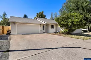1828 Tecumseh St NE, Keizer, OR 97303 - Photo 3