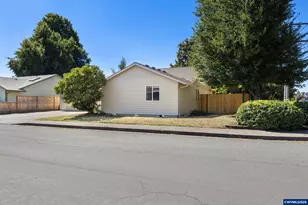 1828 Tecumseh St NE, Keizer, OR 97303 - Photo 35