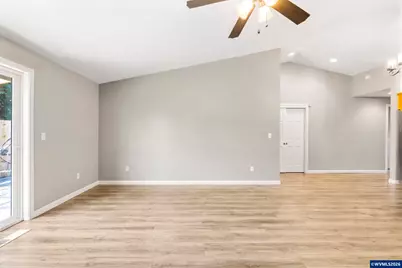 1828 Tecumseh St NE, Keizer, OR 97303 - Photo 9