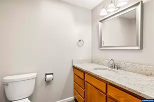 1828 Tecumseh St NE, Keizer, OR 97303 - Photo 19