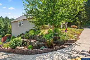 411 Boulder Ridge Rd, Sweet Home, OR 97386 - Photo 3