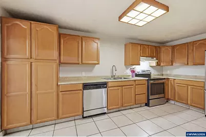 485 21st St, Springfield, OR 97477 - Photo 13
