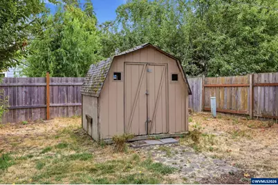 485 21st St, Springfield, OR 97477 - Photo 37