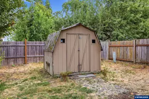 485 21st St, Springfield, OR 97477 - Photo 37