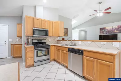 1169 SW Birch St, Dallas, OR 97338 - Photo 13