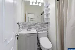 211 Sunset Av, Keizer, OR 97303 - Photo 17