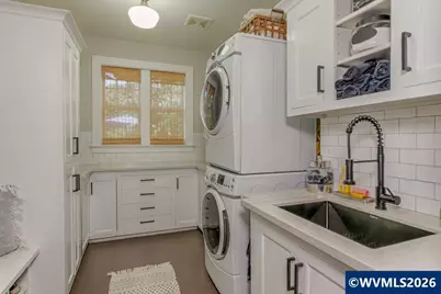 2222 Simmons St NW, Salem, OR 97304 - Photo 9