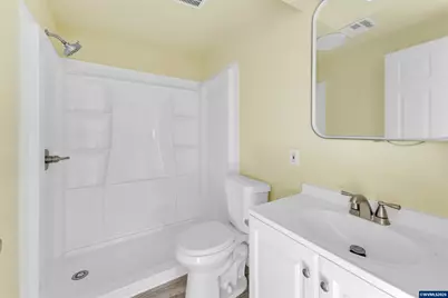 31919 N Lake Creek Dr #72, Tangent, OR 97389 - Photo 15