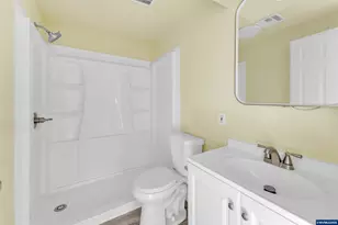 31919 N Lake Creek Dr, Tangent, OR 97389 - Photo 15