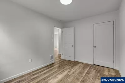 905 20th St SE, Salem, OR 97301 - Photo 27
