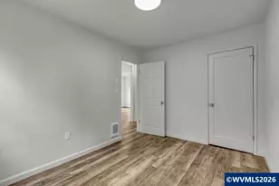 905 20th St SE, Salem, OR 97301 - Photo 27