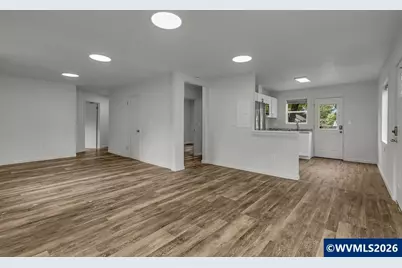 905 20th St SE, Salem, OR 97301 - Photo 11
