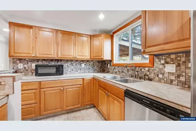 906 SW Alder (#18) St, Dundee, OR 97115 - Photo 11